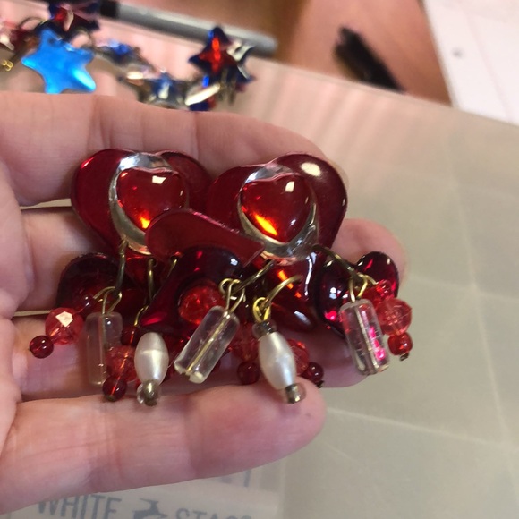 Set of (5) Costume Pierced Earrings - Picture 13 of 15